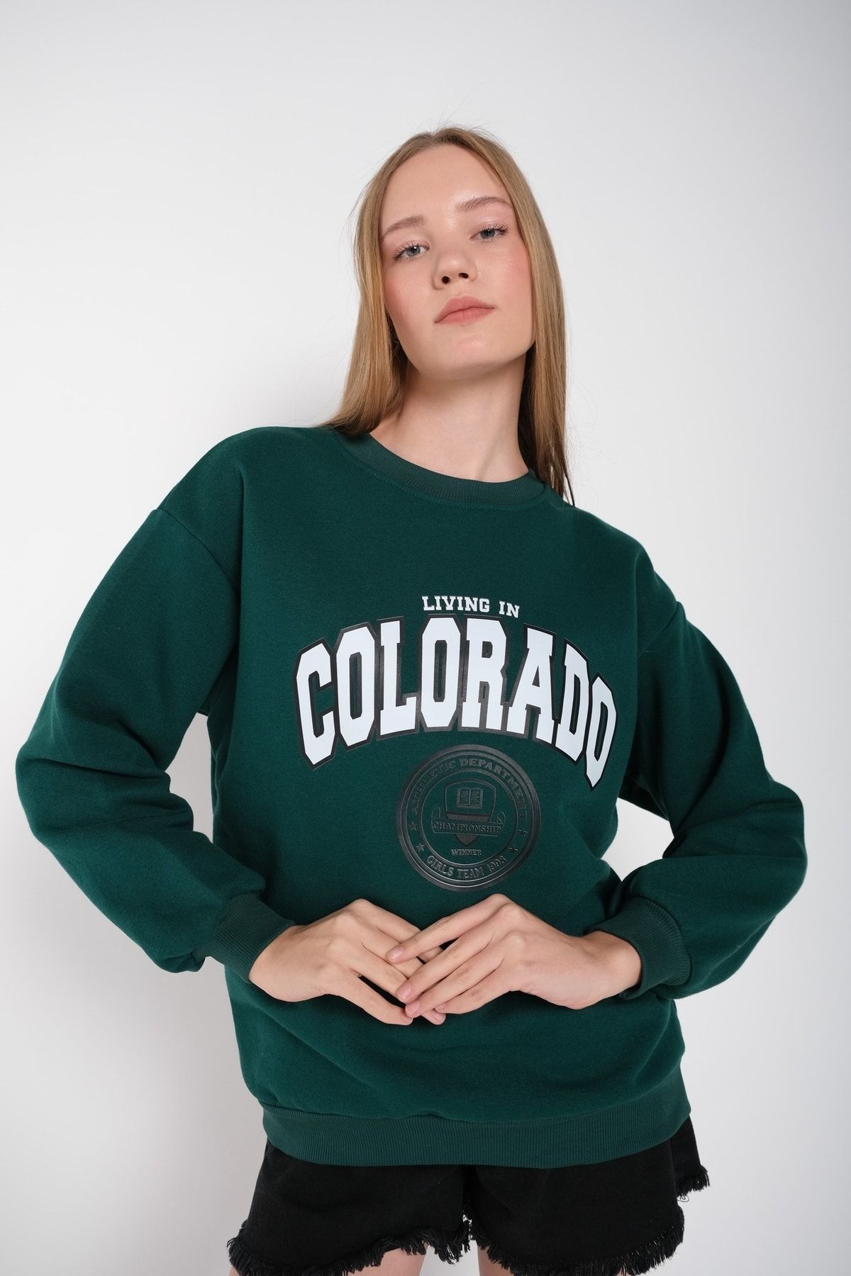 Womens dark shop green sweatshirt