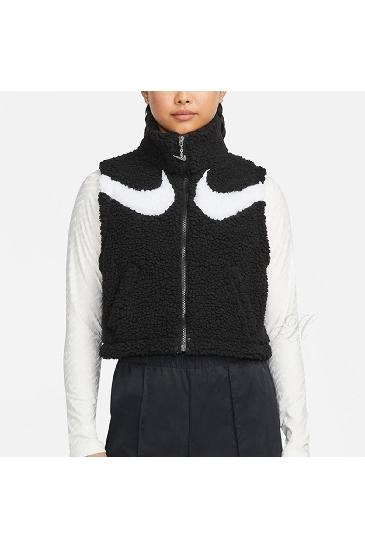 Nike vest black discount