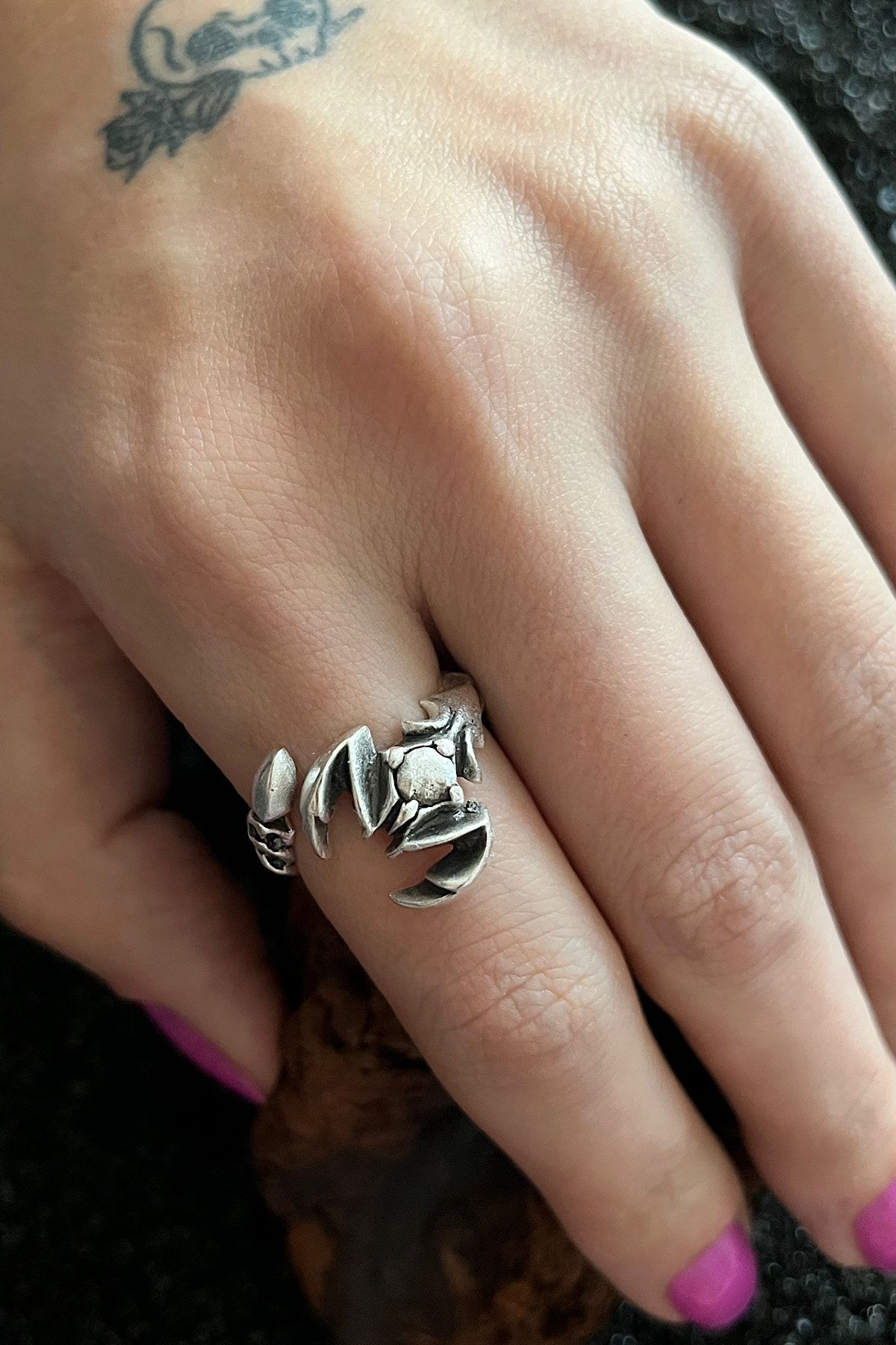 Scorpion hotsell ring silver