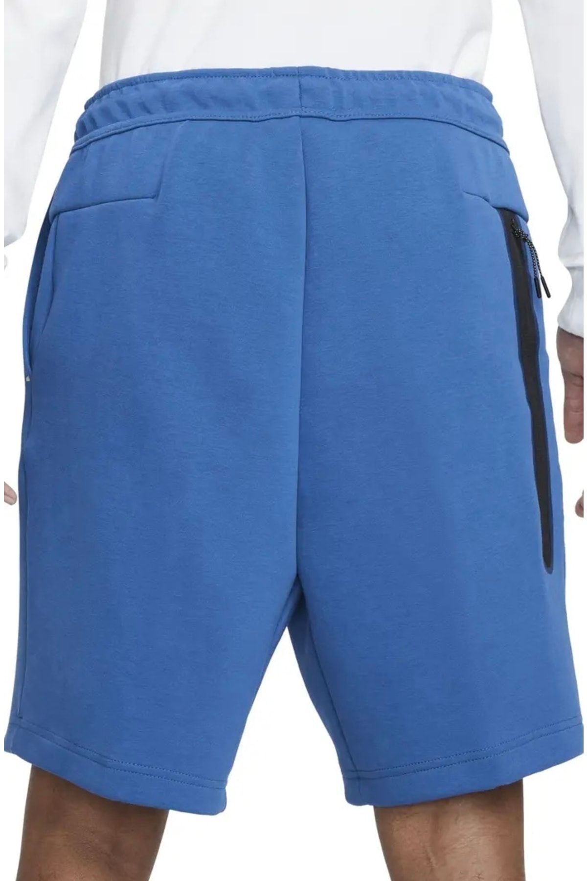 Nike tech deals fleece shorts champs