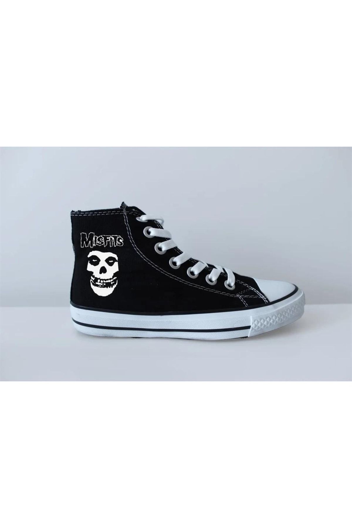 Misfits converse 2025 shoes