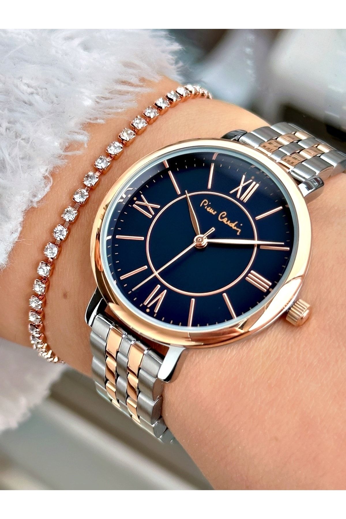 Pierre cardin shop wrist watch