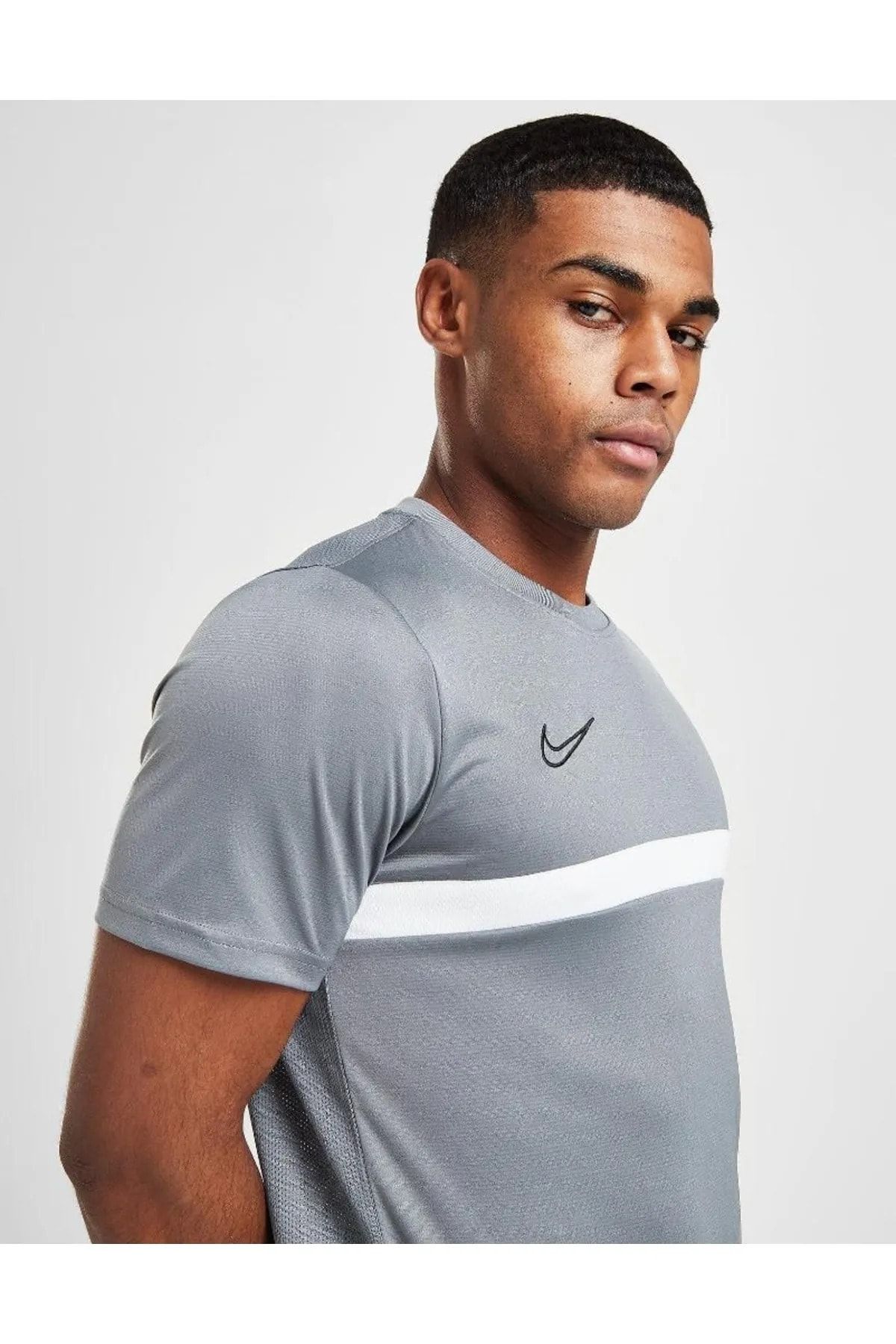 Nike t clearance shirt sport