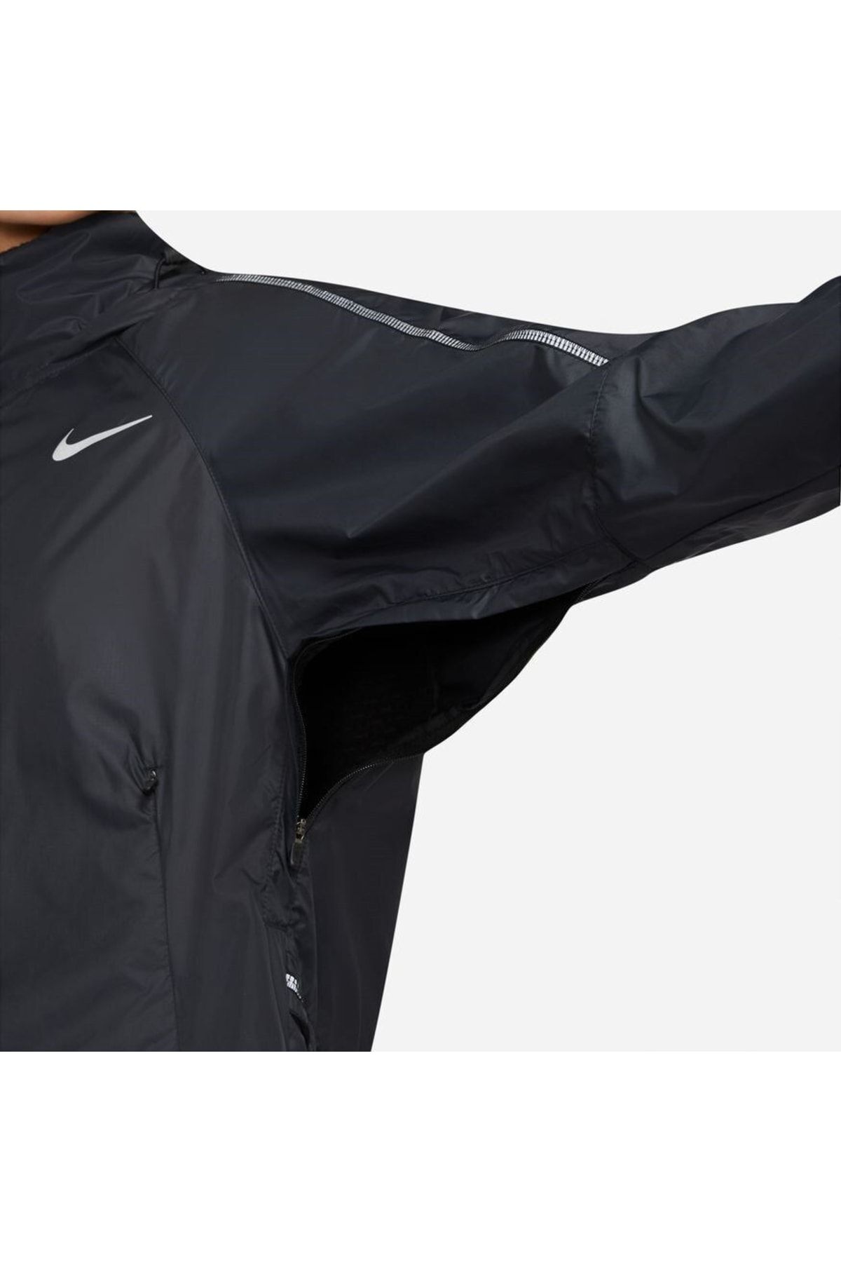 Nike shield sale mens running jacket