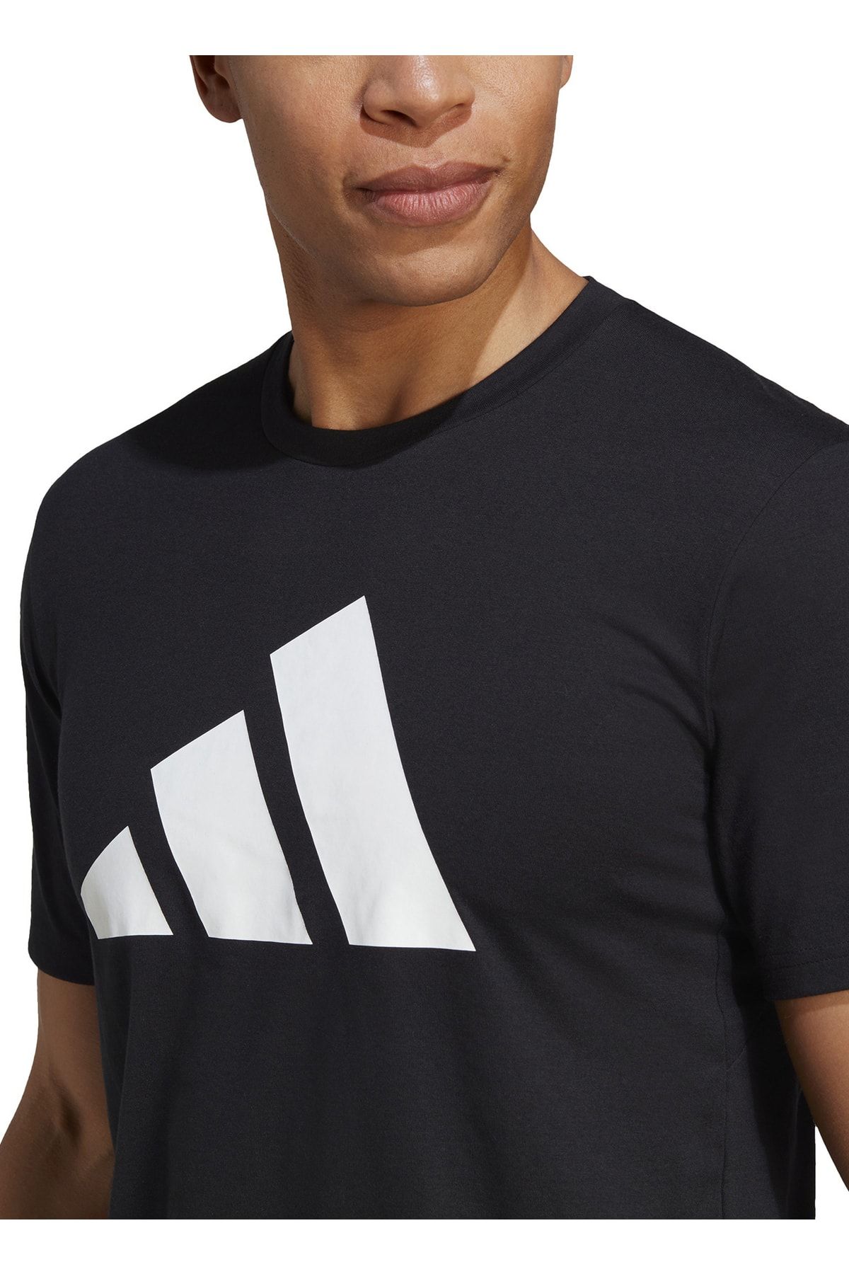 Adidas crew neck clearance t shirt