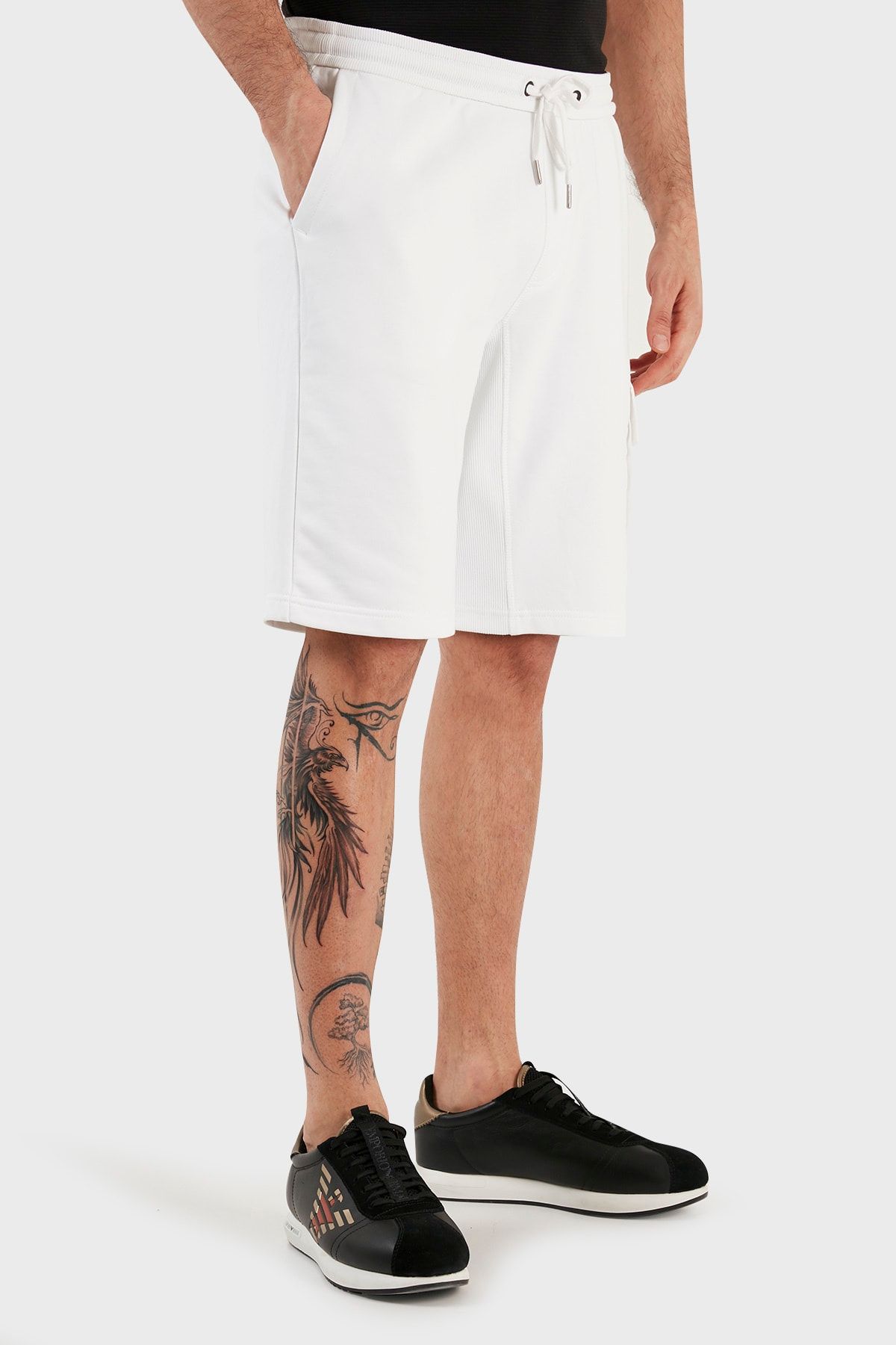 Calvin Klein 100 Cotton Slim Fit Knee Length Short J30j323140yaf