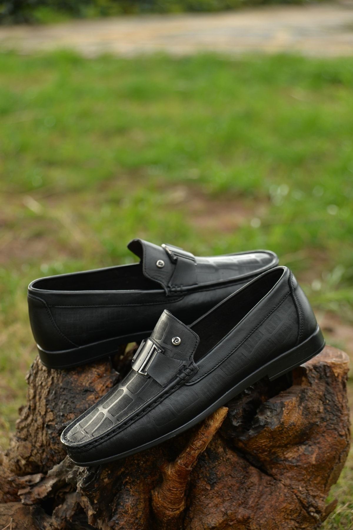 Loafer offer online