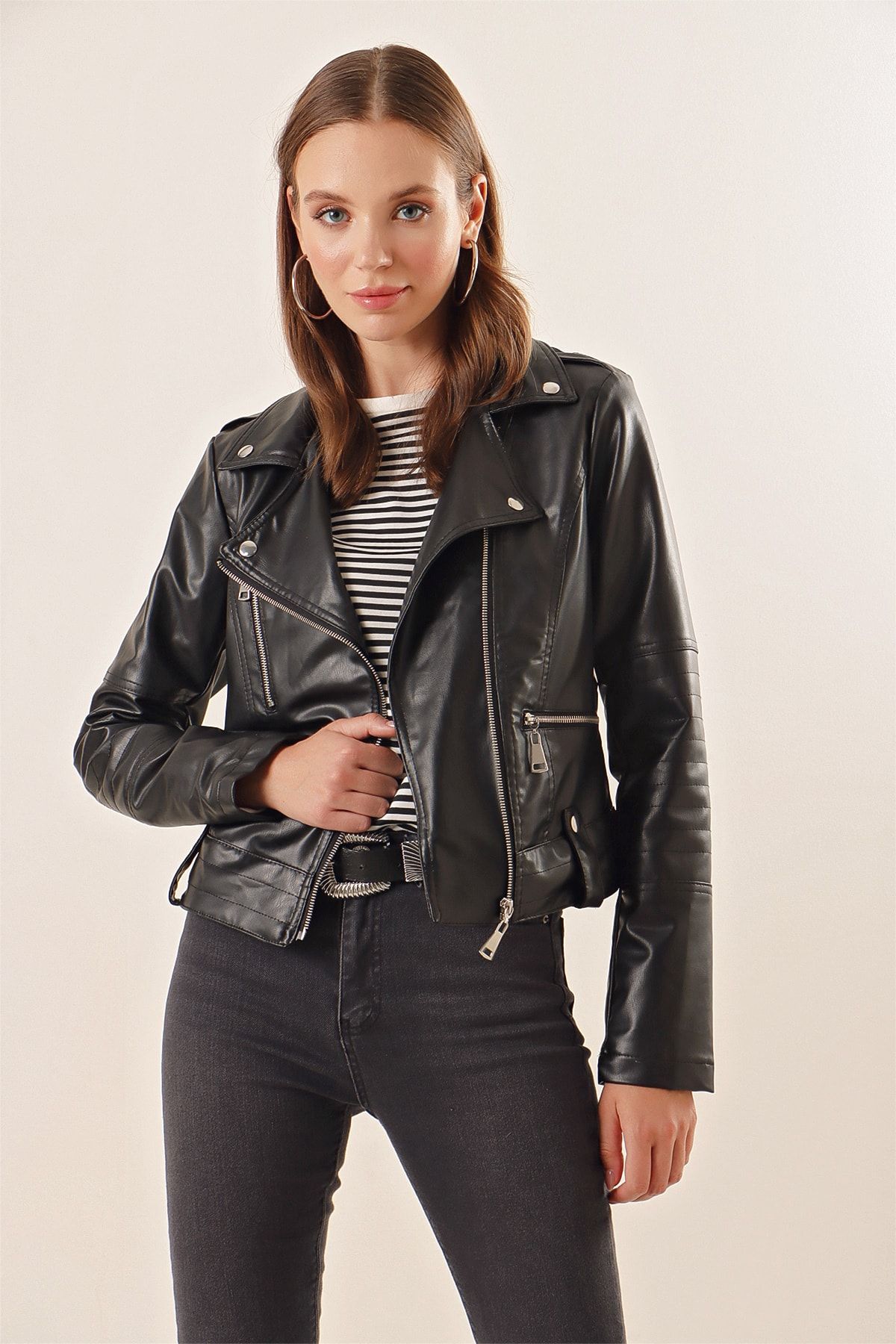 Leather jacket shop women short