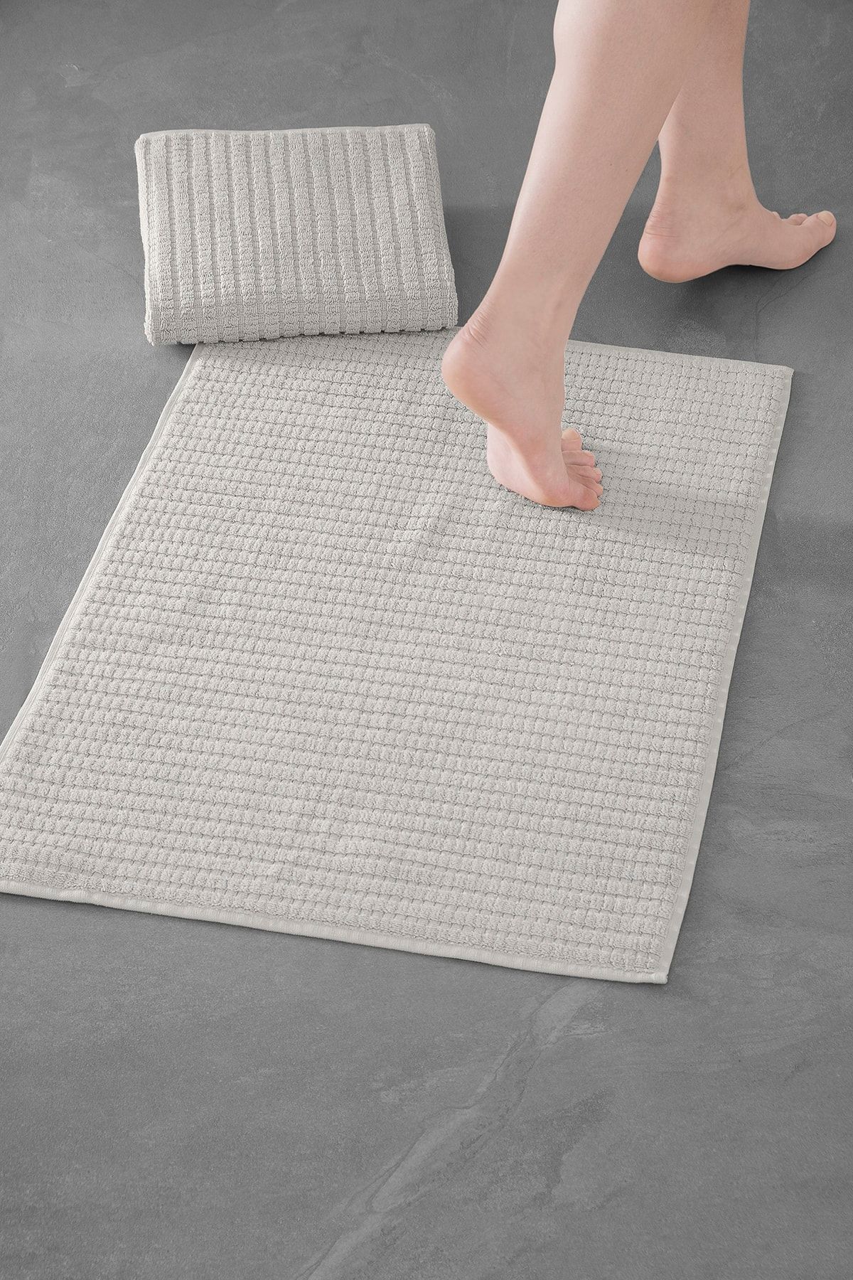 Grey bathroom mats discount