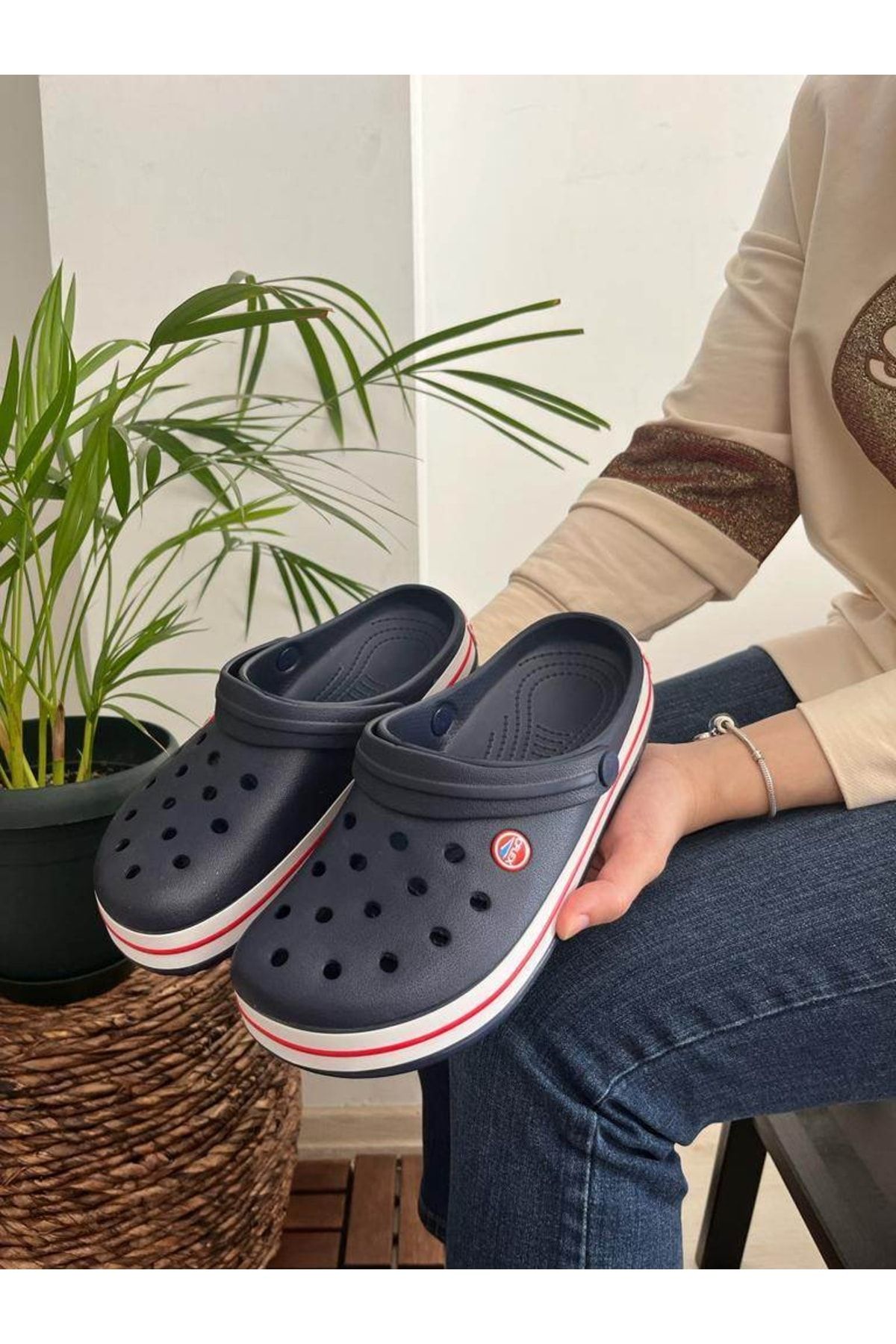 Crocs clearance doctor shoes