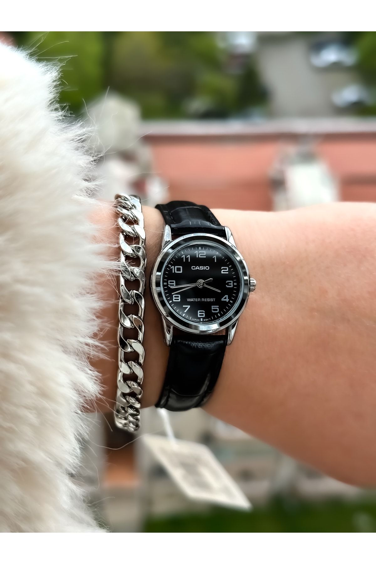 Casio small black watch outlet