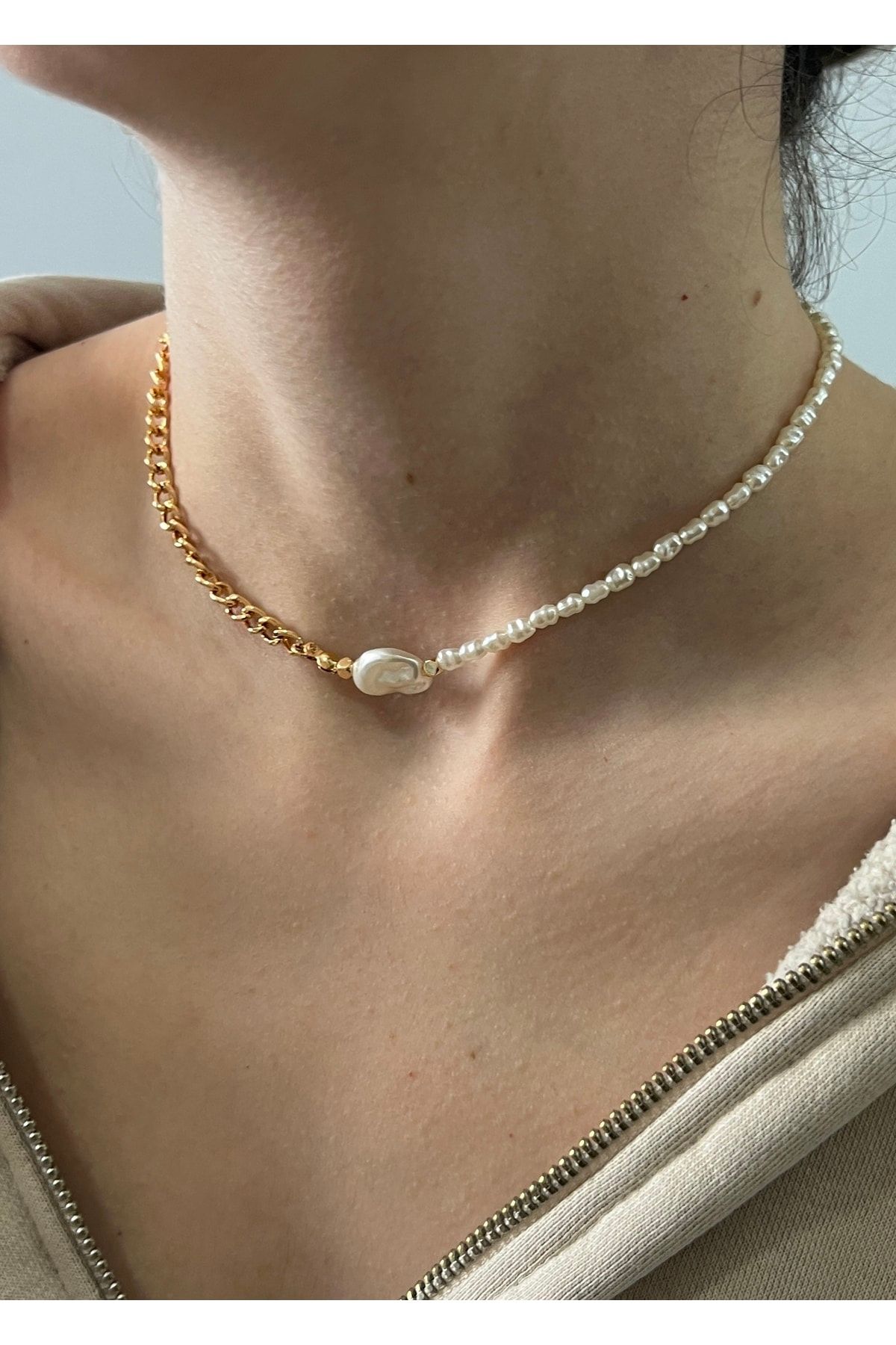 WONDERLAND COLLECTION Akoya Pearl 18K Gold Half Chain Design Gold Bead  Bracelet - HELAS – HELAS Jewelry