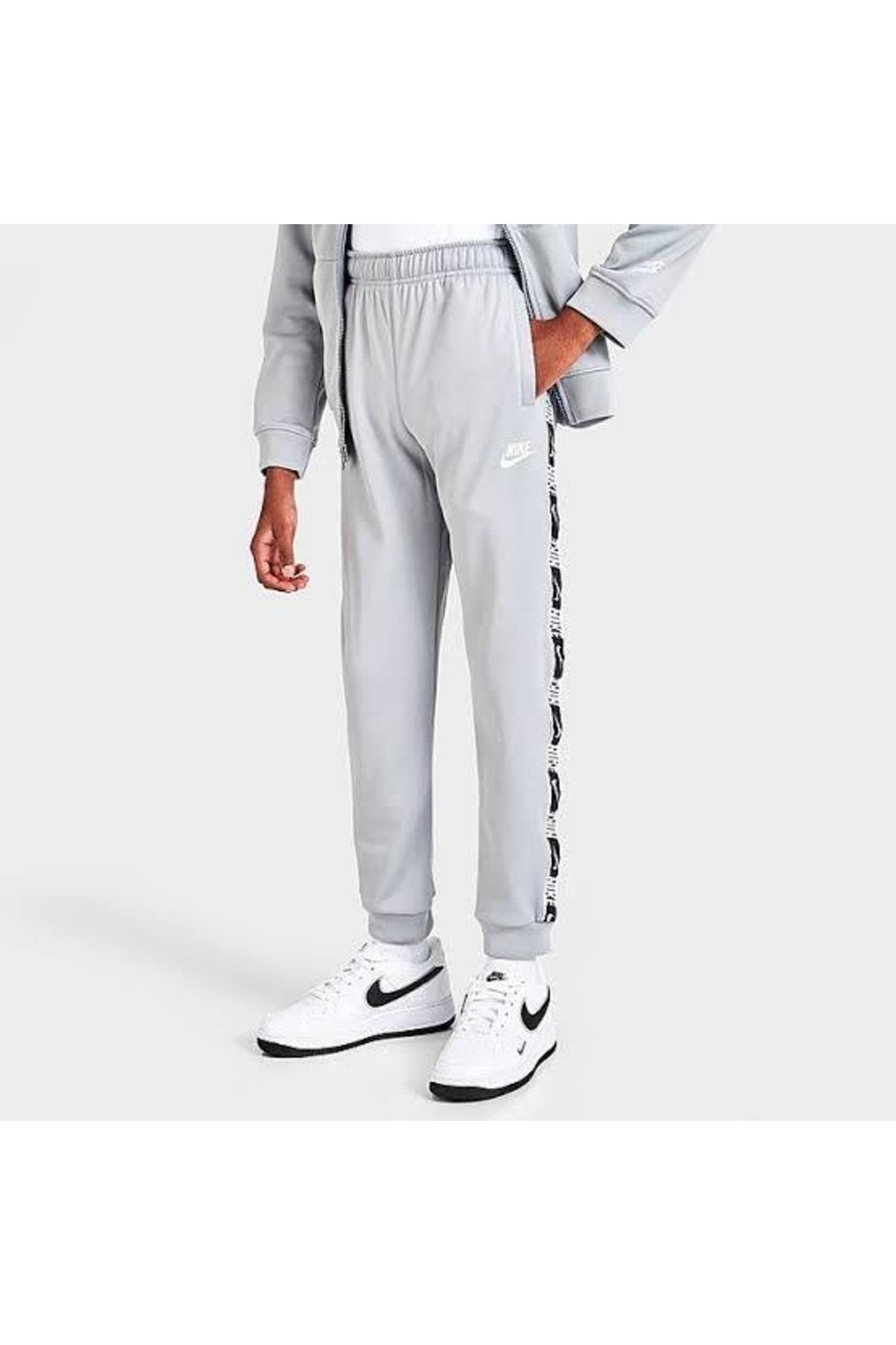 Nike Sportswear Repeat Tape Jogger Pants Kids Sweatpants Trendyol