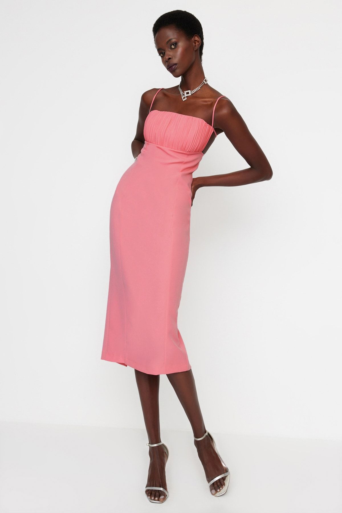 Trendyol Collection Light Pink Fitted Lined Woven Evening Dress  TPRSS22EL3197 - Trendyol