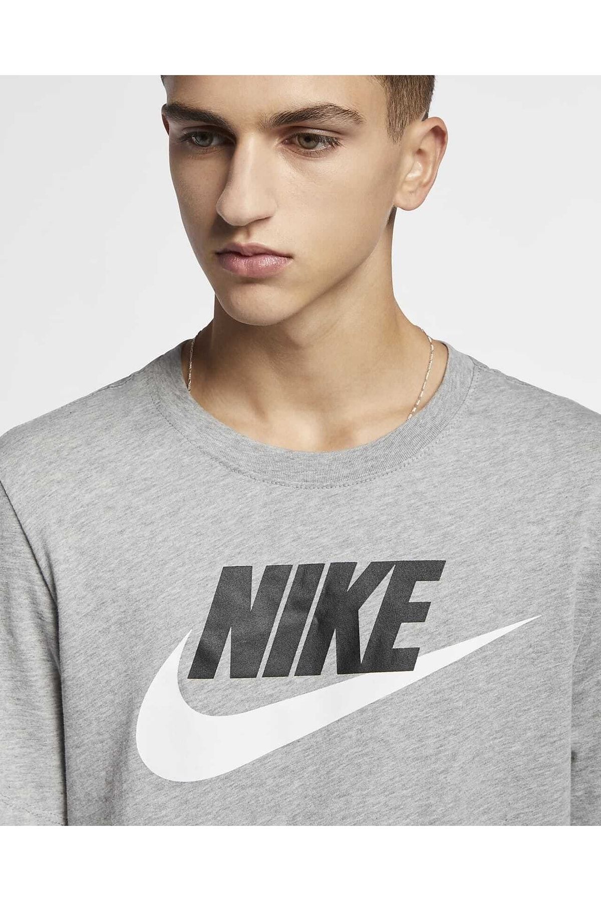 Gray nike shirt sales