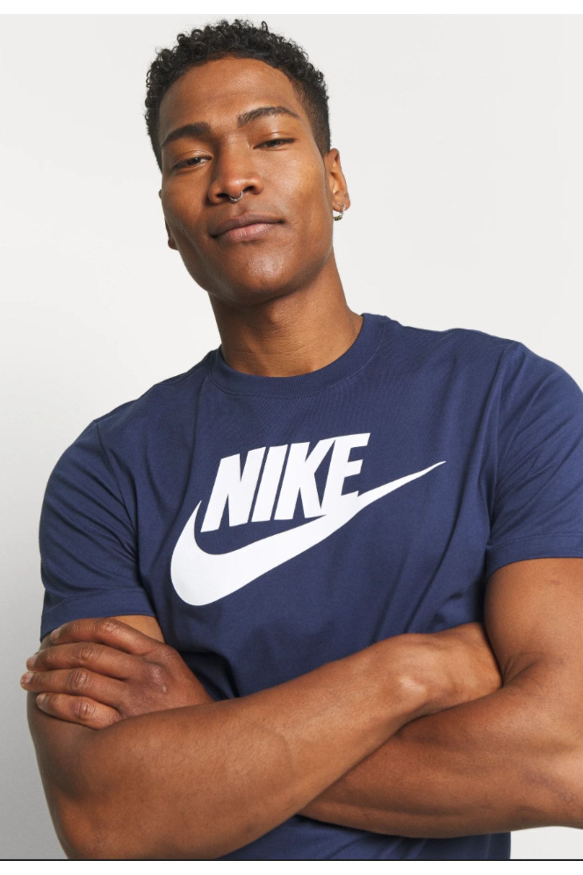 Nike Performance NEW SPORTSWEAR ESSENTIAL ICON FUTURA - Print T