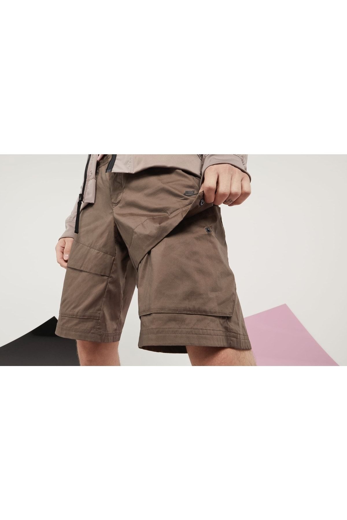 Nike tech hotsell cargo shorts