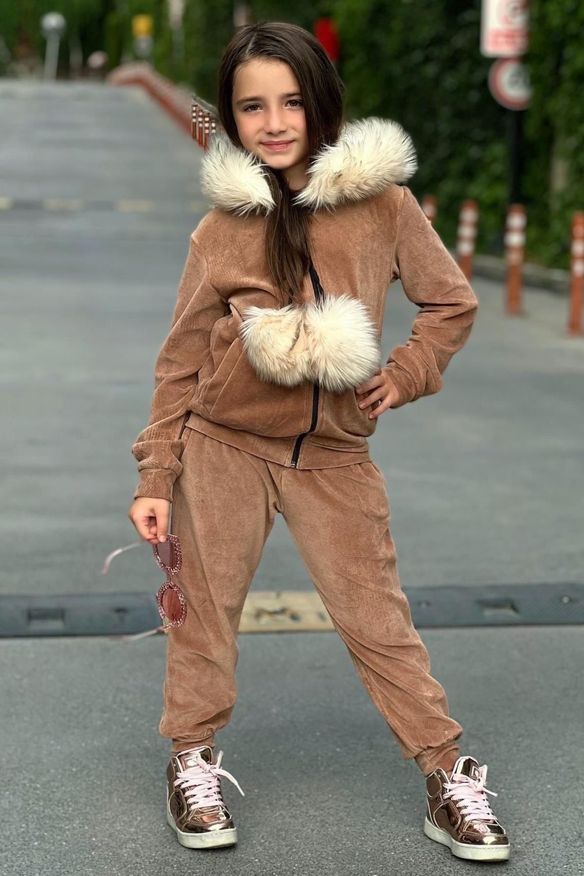 Furry tracksuit shop