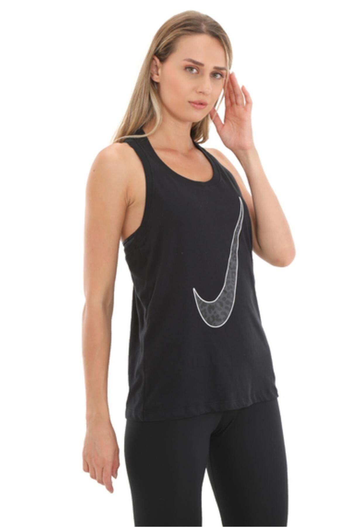 Nike store sports tank