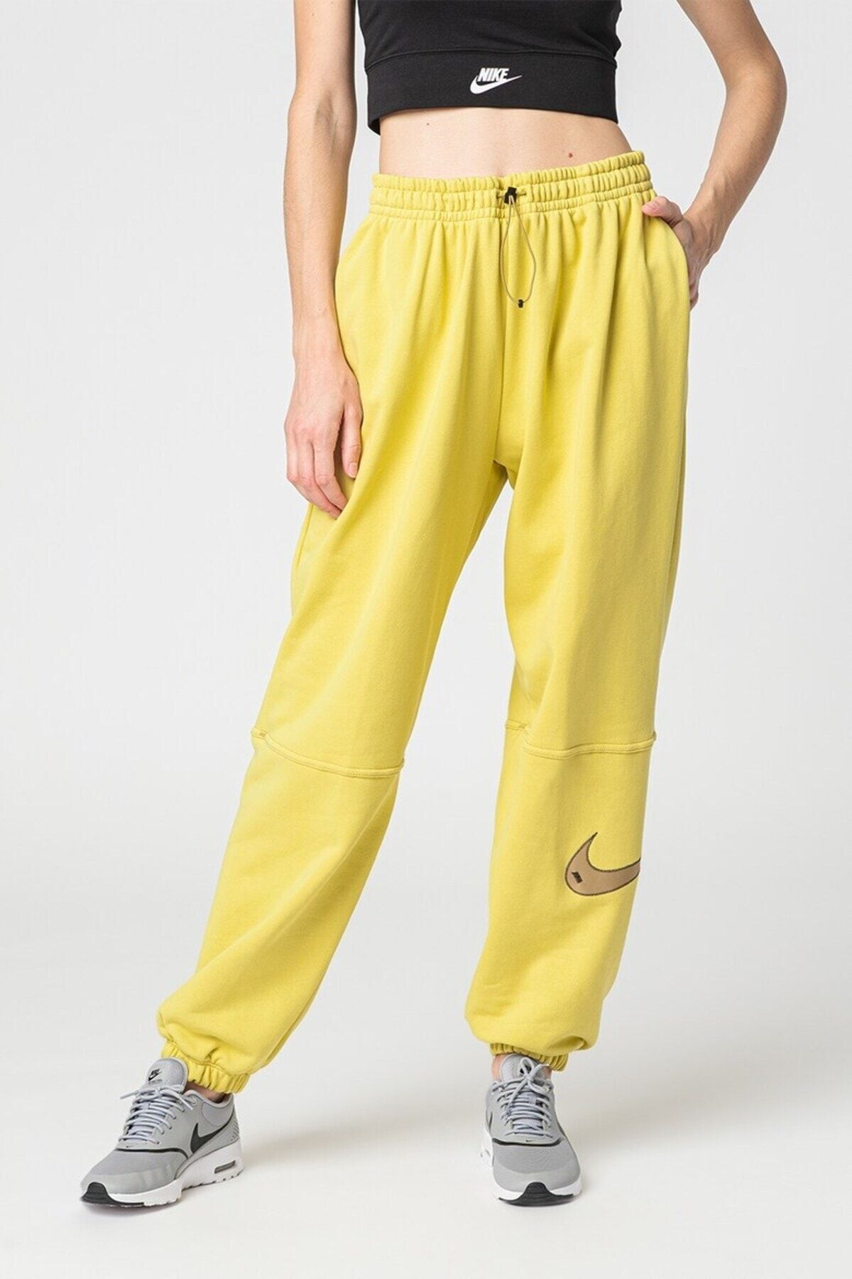 Yellow sales nike sweatpants