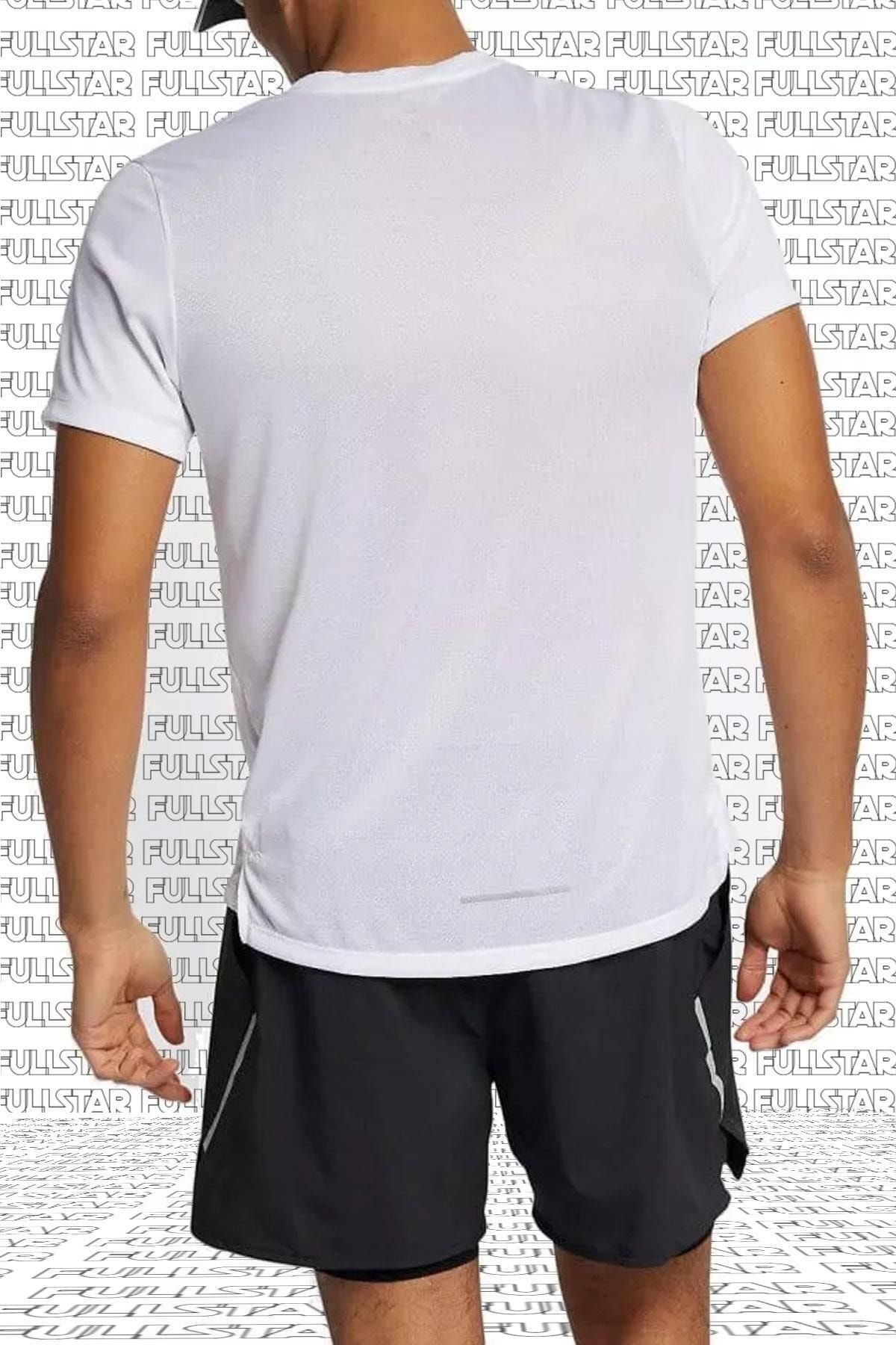 White running shop t shirt