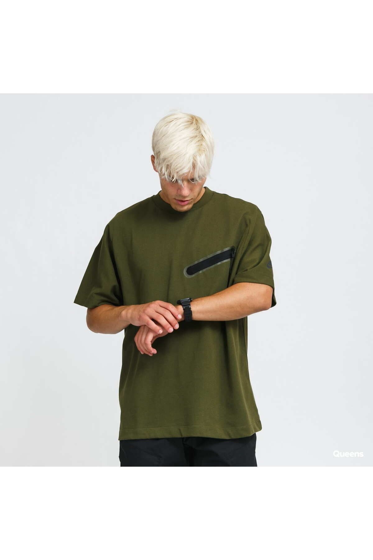 Nike senior shirt sales