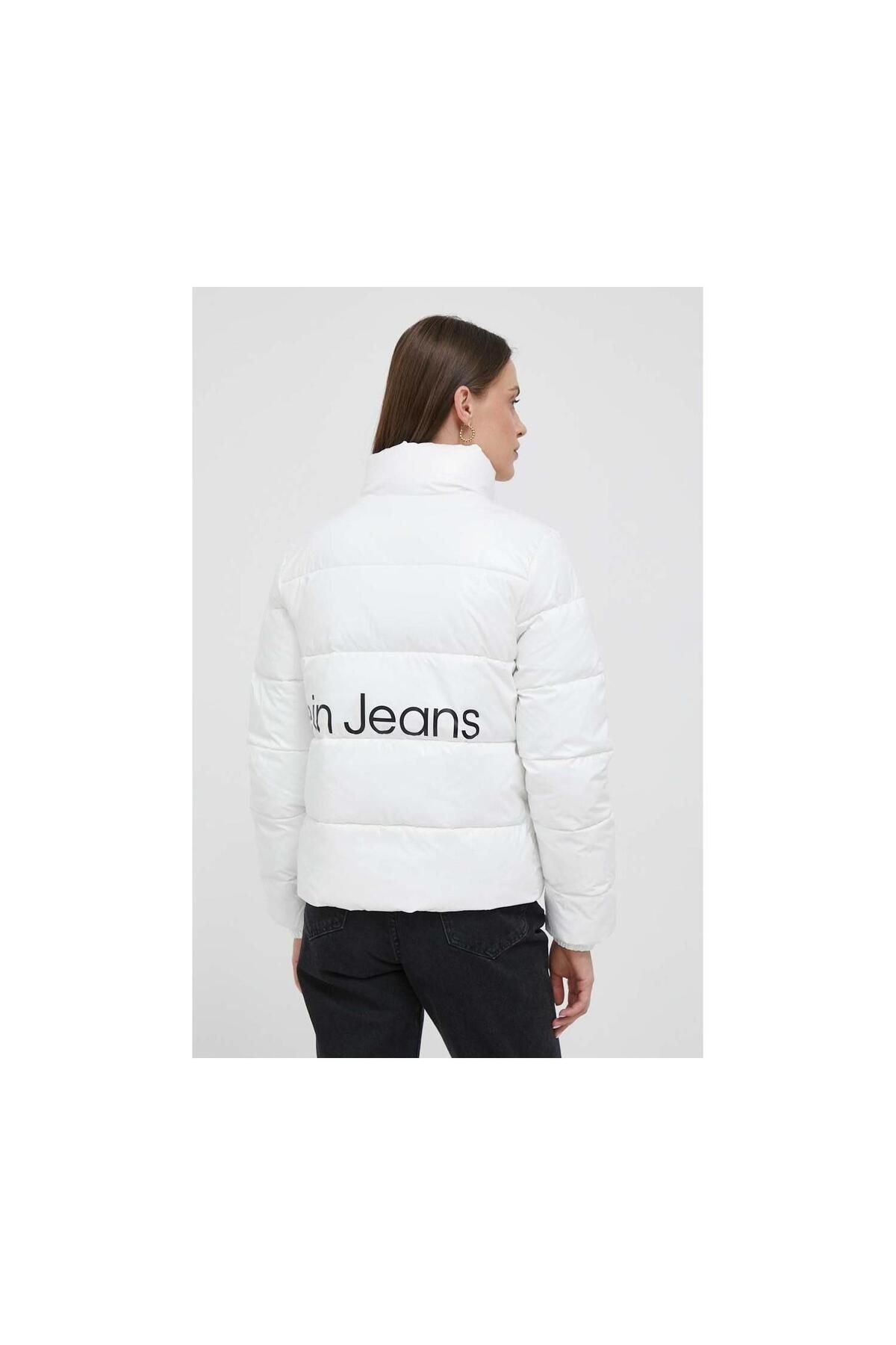 Short fitted jacket best sale