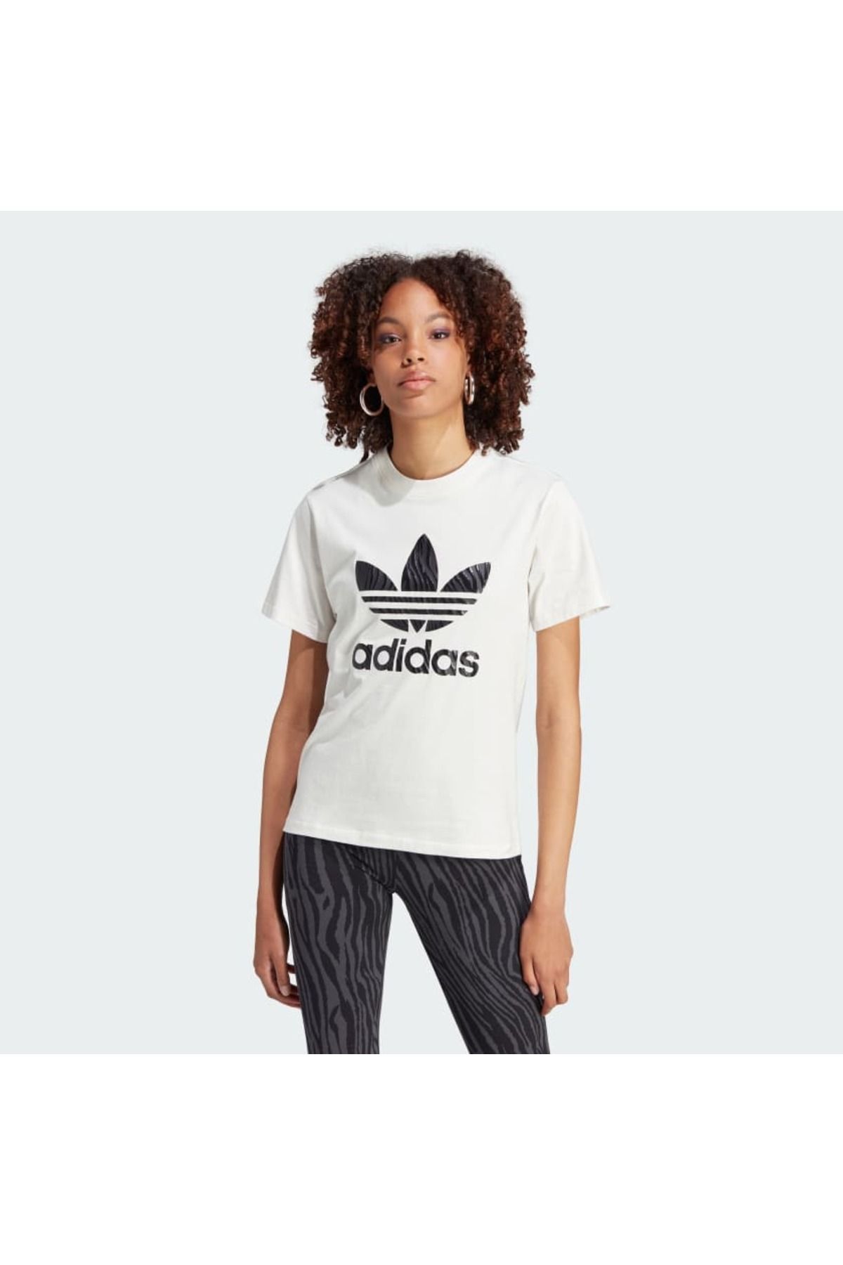 T shirt adidas athletics deals