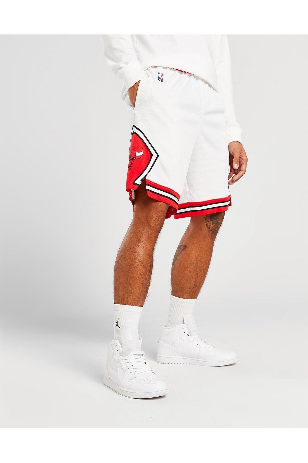 Nike Chicago Bulls NBA Men s White Shorts Trendyol