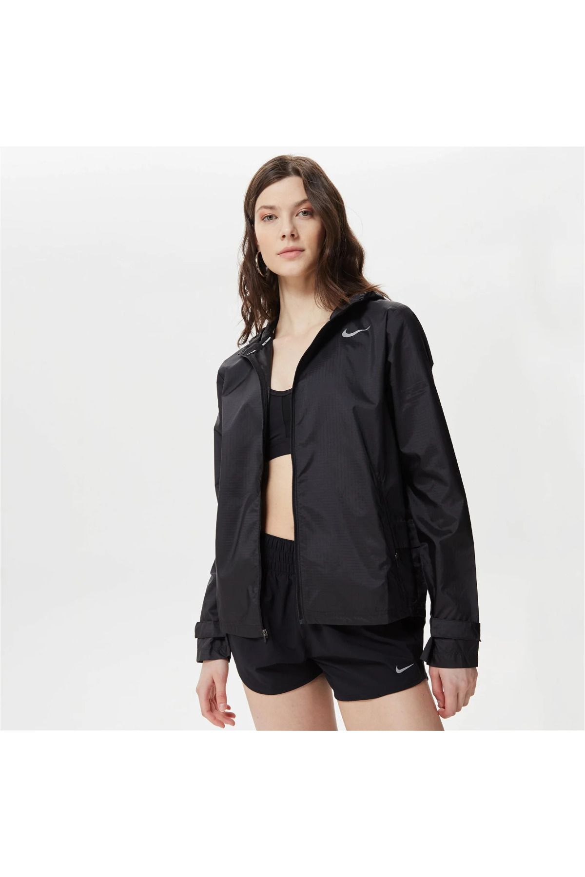 Nike women's essential cheap flash running jacket