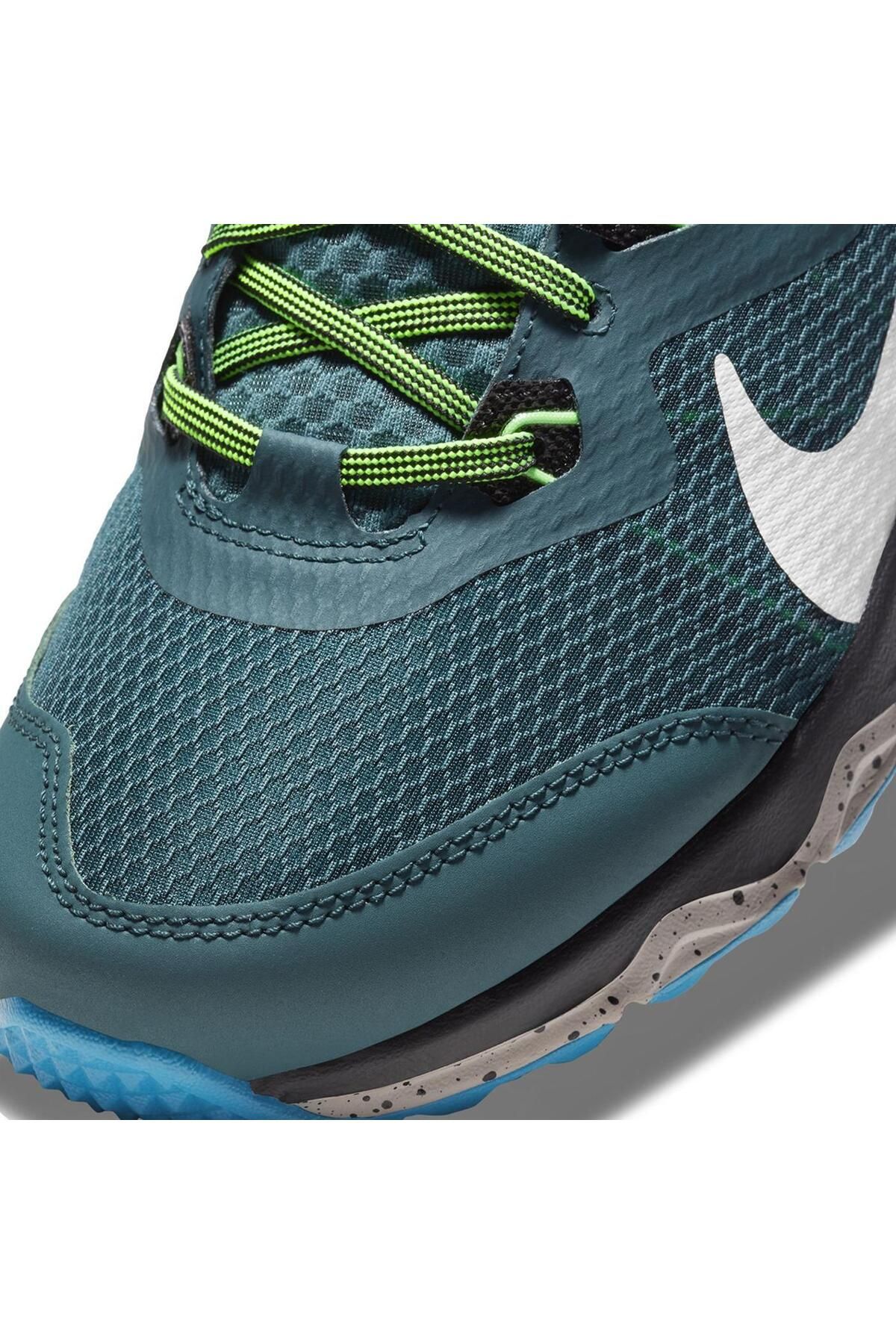 Dark green nike running shoes 2025