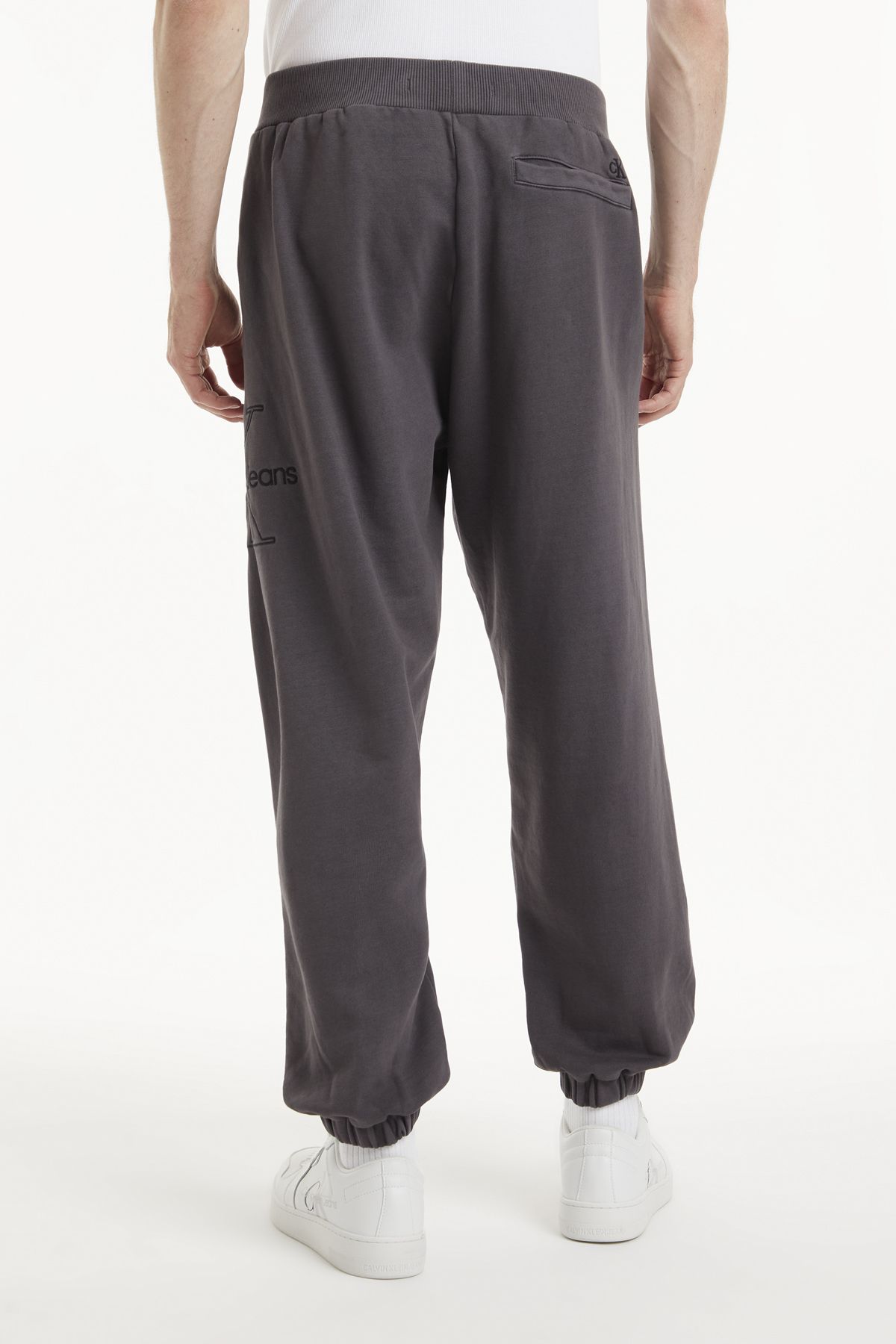 Gray calvin deals klein sweatpants