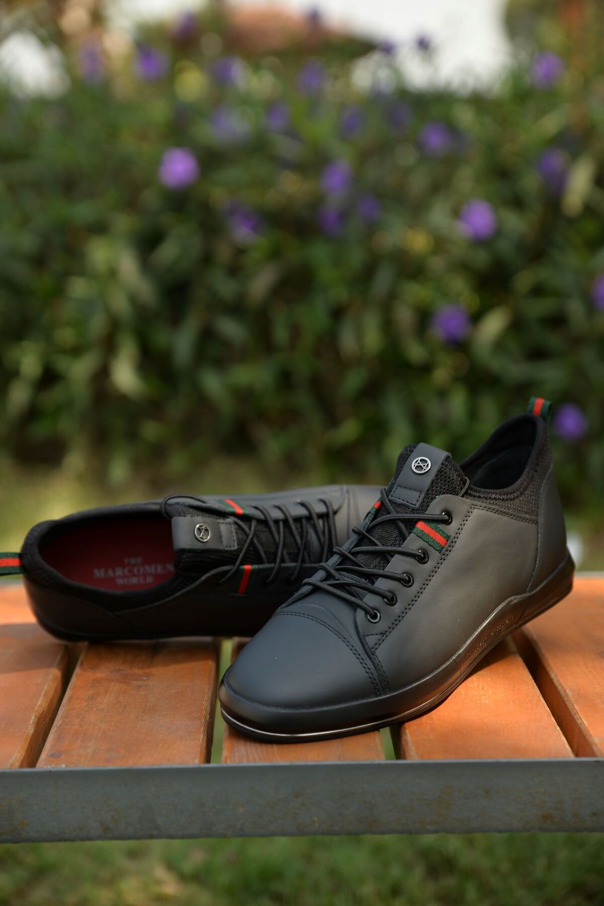 Casual shoes offer new arrivals