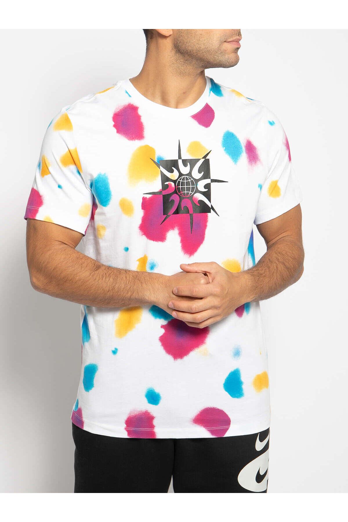 Nike festival t shirt hotsell
