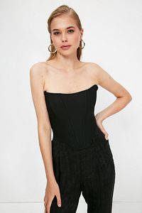 Siyah Straplez Balenli Büstiyer TPRSS21BS0032