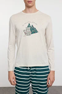 Trendyol Collection-Σετ χριστουγεννιάτικων πιτζάμες μπεζ ριγέ κανονική εφαρμογή για άνδρες και γυναίκες - TMNAW25PT00045 4