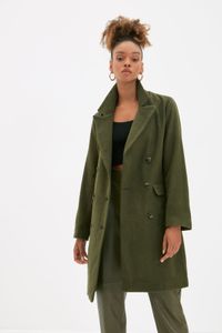 Trendyol Collection-Khakifarbener Mantel mit Knopfverschluss und Stempelmuster TWOAW22KB0153 1
