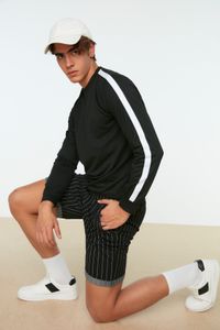 Trendyol Collection-Schwarzes, langärmliges, geripptes Sweatshirt mit Rundhalsausschnitt und normalem/normalem Schnitt TMNSS20SW0074 3