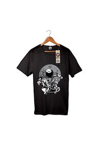 T-shirt Pamuklu Skateboarding On The Moon Pst1187