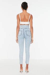 Trendyol Collection-Hellblaue Skinny Jeans mit superhoher Taille und detailliertem Bund TWOSS21JE0091 6
