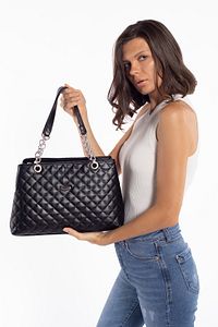 Aynı Butikte 2.Ürün 1 TL Siyah Kadın Büyük Kapitone Zincirli Çanta