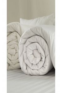 Microfiber Yorgan Çift Kişilik 195x215 cm----Özel çanta ile gönderilmektedir.--