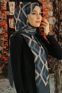 Kadın Lacivert Desenli Pamuk Şal