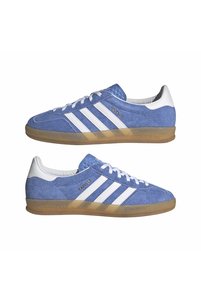 Imaginea produsului asociat adidas Sneakers