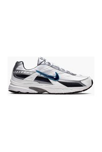 Related product image Nike Walking Shoes