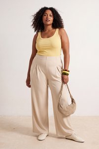 İlgili ürün resmi Trendyolmilla Curve Pantolon