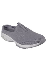 صورة المنتج ذات الصلة Skechers أحذية سنيكرز