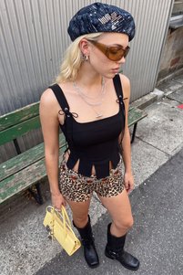İlgili ürün resmi Trendyolmilla Bluz