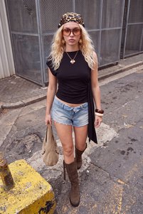 İlgili ürün resmi Trendyolmilla Bluz