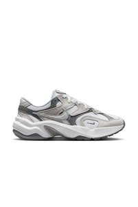Related product image Nike Sneakers